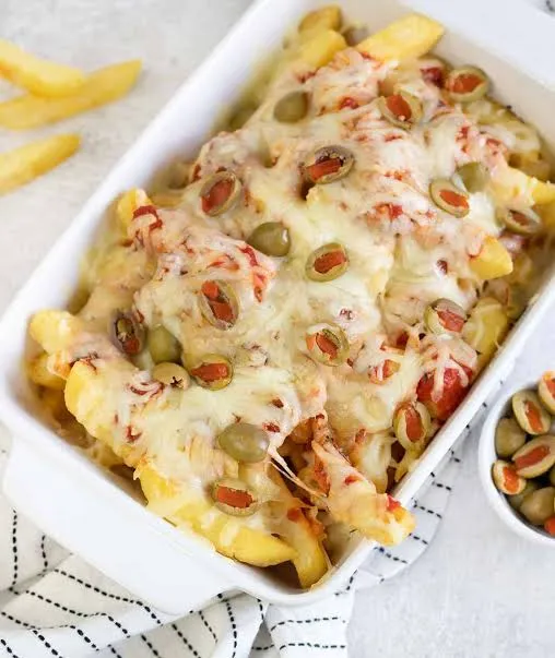 Chicken Pizza Fries (half)